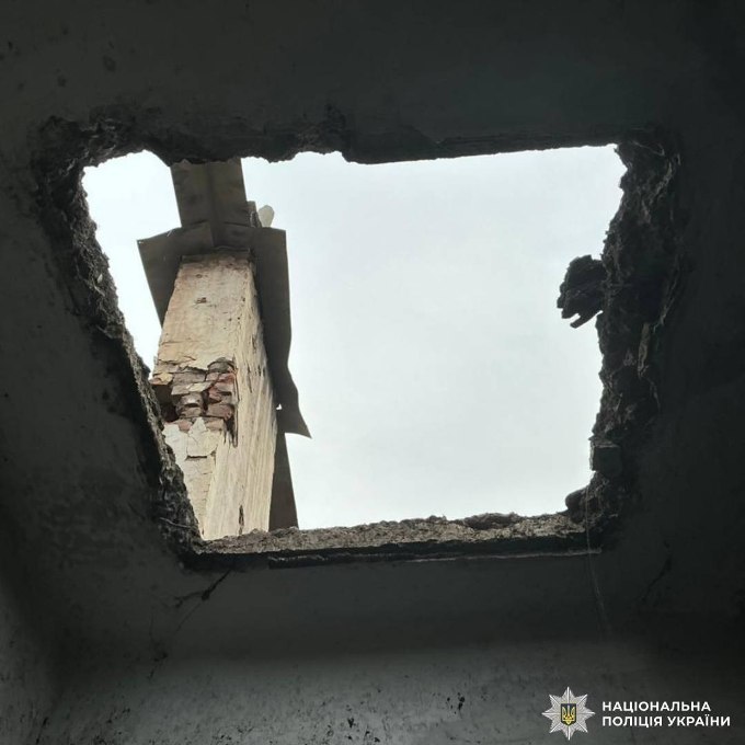 Поліція показала наслідки російських обстрілів у Харкові та області